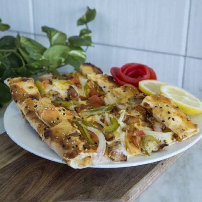 363 Kebab Shop: Chicken and Cheese